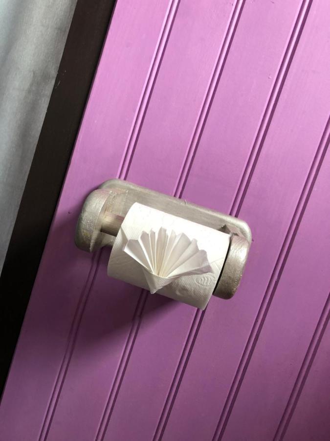 Hotel Le 28 La Teste-de-Buch Bagian luar foto