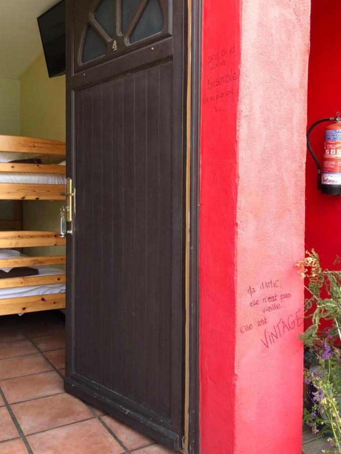 Hotel Le 28 La Teste-de-Buch Bagian luar foto